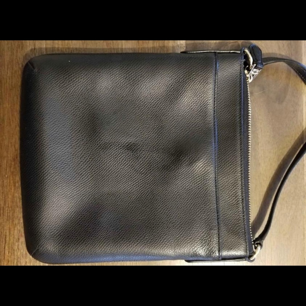 Coach - Picture 3 of 4